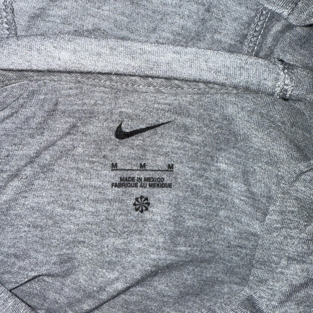 Nike Heather Gray Sweatshirt